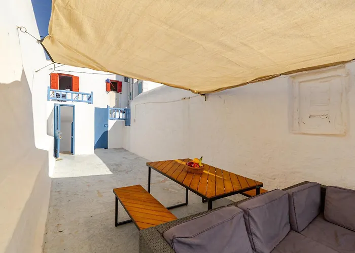 Elenitas Town House With Veranda And Sea View