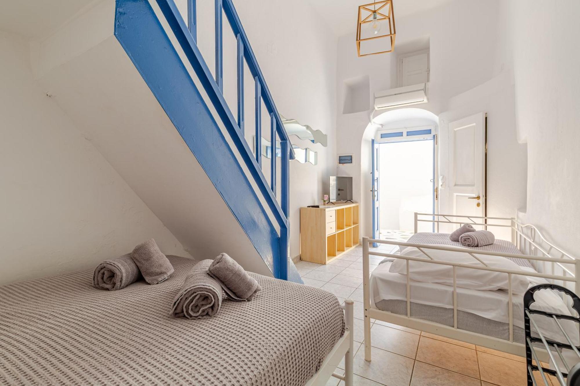 Elenitas Town House With Veranda And Sea View